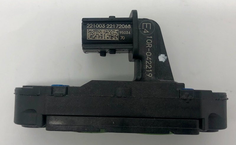22172068 NEW PRESSURE SENSOR - image 1 of 4