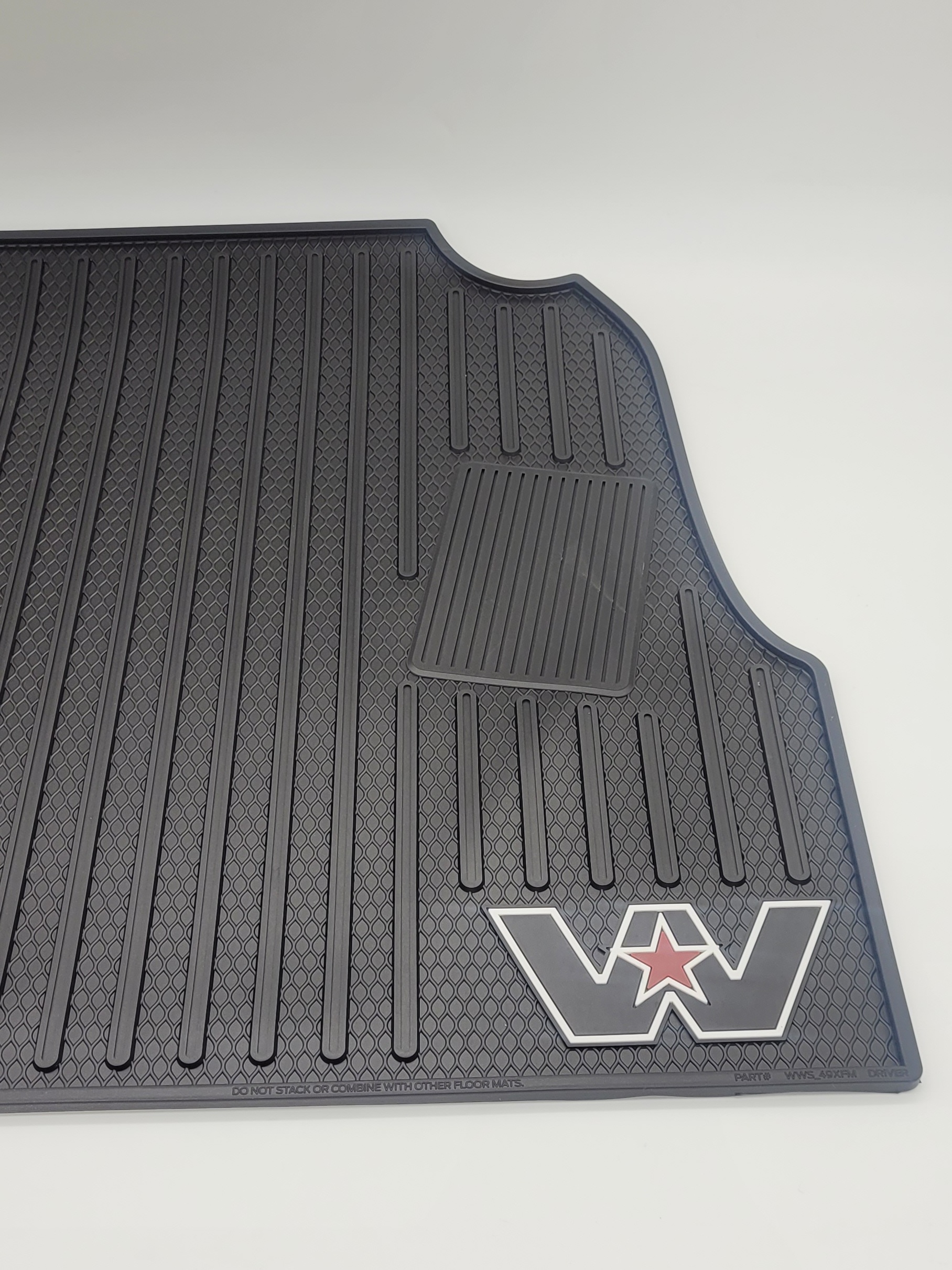 WWS/49XFM NEW FLOOR MAT SET - Hudson County Motors is a heavy truck  dealership in Secaucus, NJ with a parts store, rental, service and financing