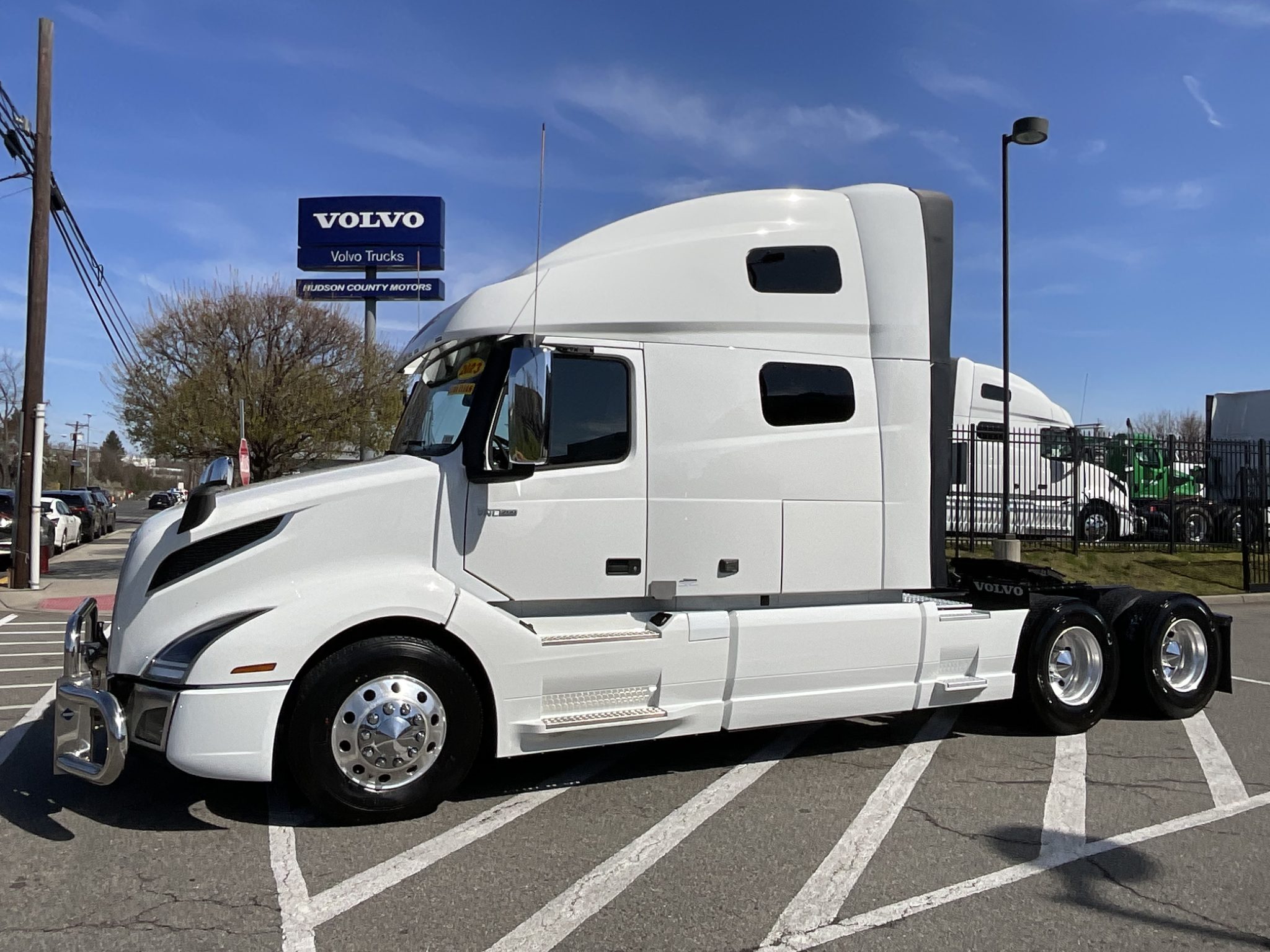 2023 VOLVO VNL64T760 Hudson County Motors Is A Heavy Truck Dealership 2023 VOLVO VNL64T760 Hudson County Motors Is A Heavy Truck Dealership