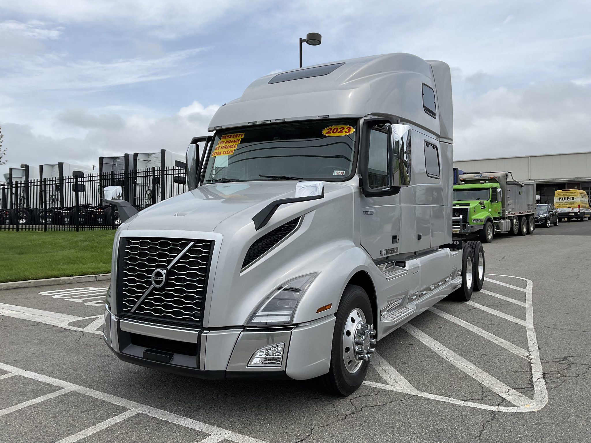 2023 VOLVO VNL64T860 Hudson County Motors Is A Heavy Truck Dealership 2023 VOLVO VNL64T860 Hudson County Motors Is A Heavy Truck Dealership