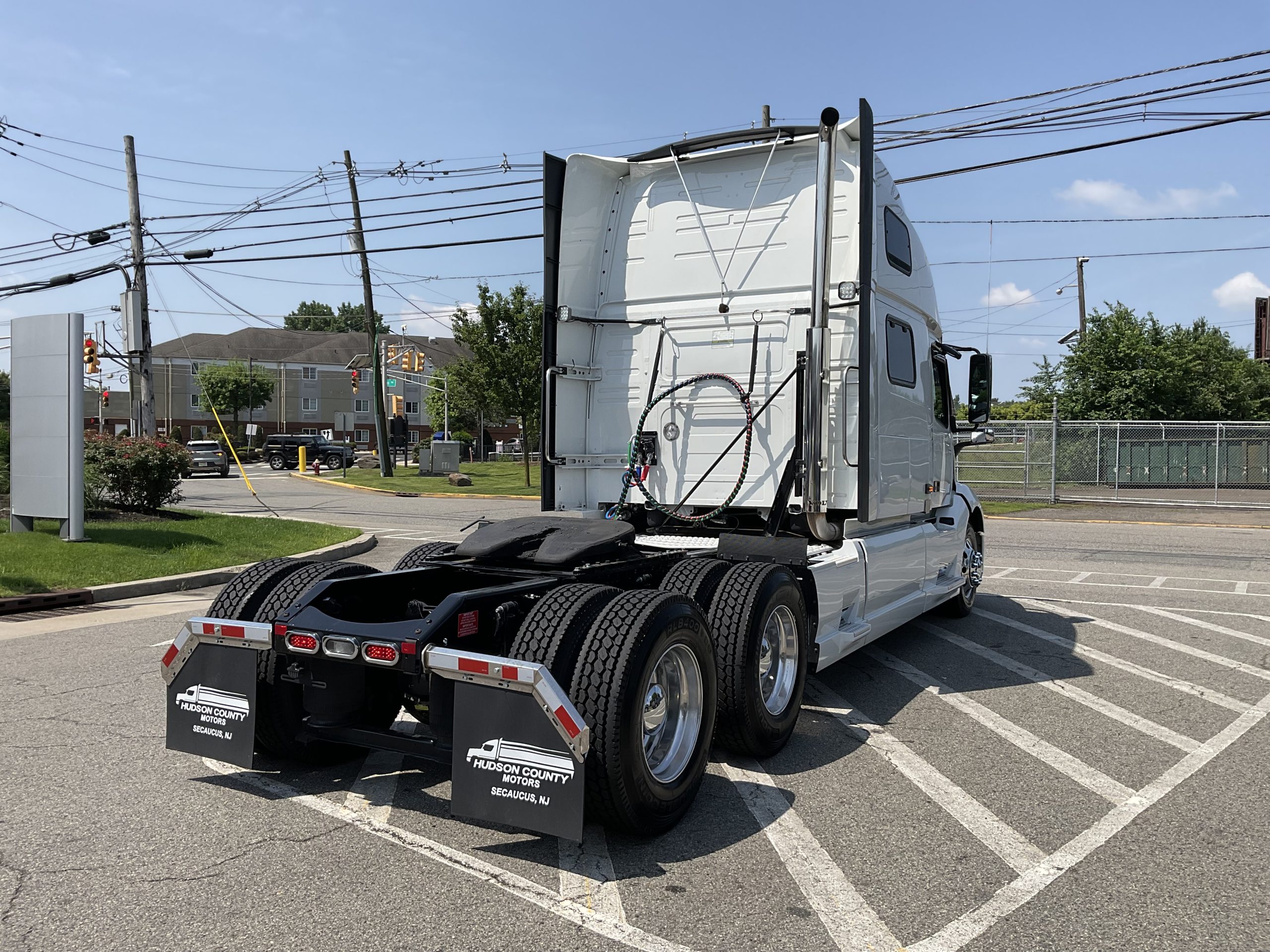 2022 VOLVO VNL64T860 - image 6 of 6
