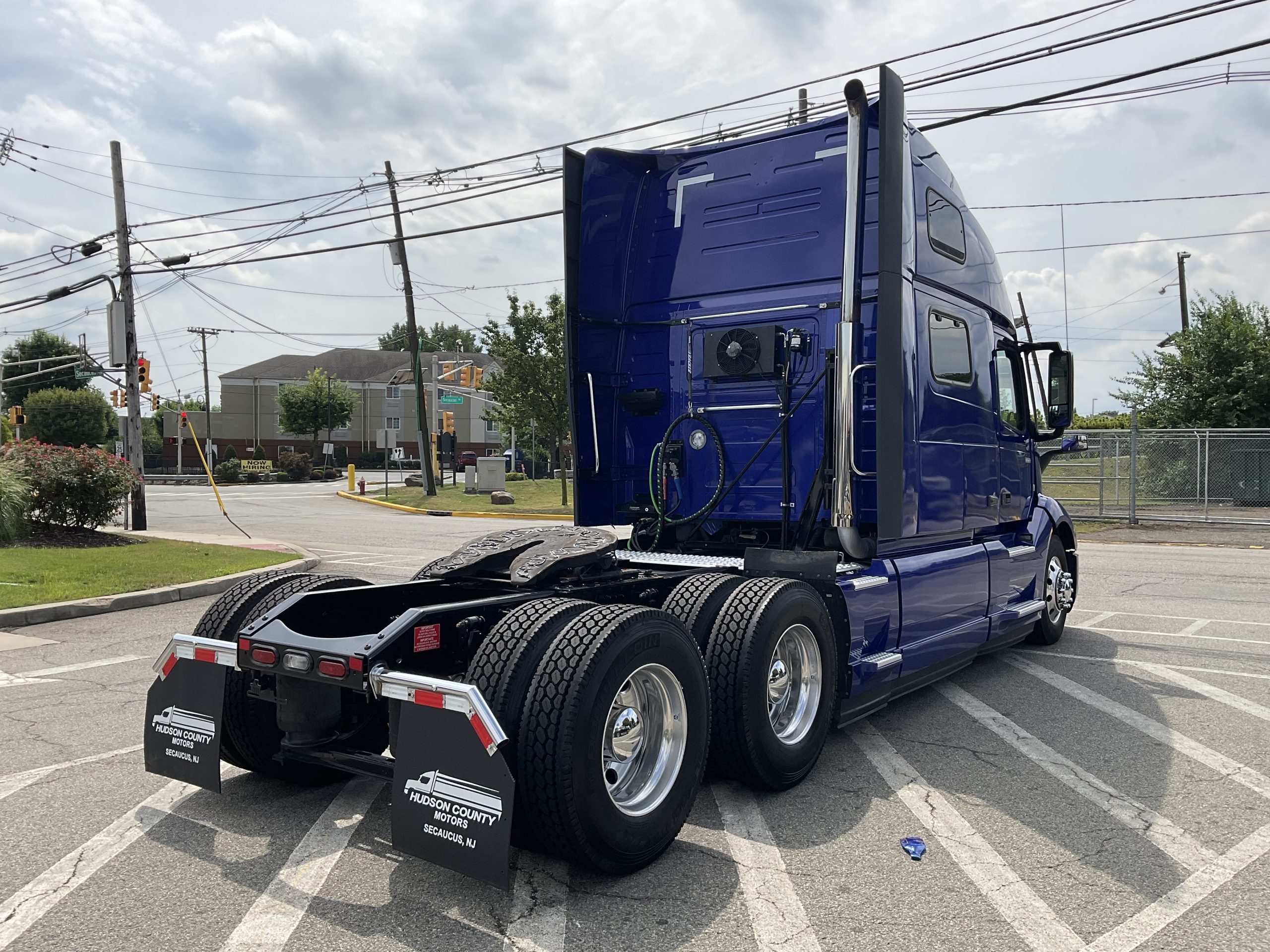 2022 VOLVO VNL64T860 - image 6 of 6