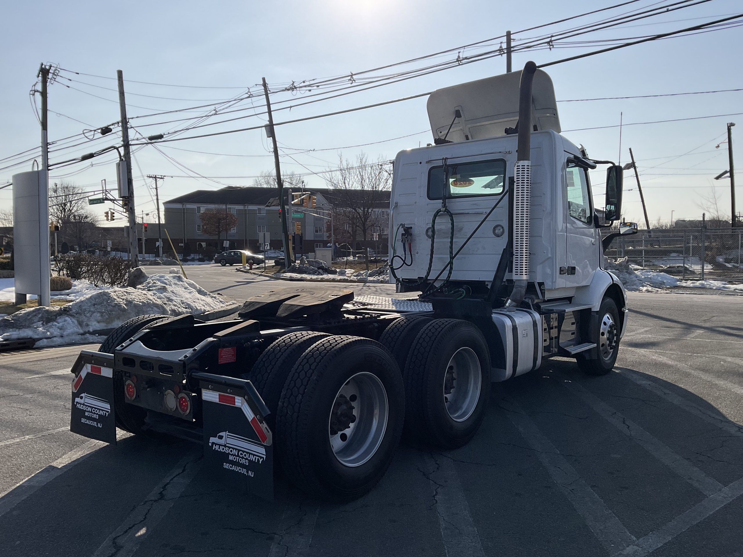 2020 VOLVO VNR64T300 2020 VOLVO VNR64T300 - image 6 of 6