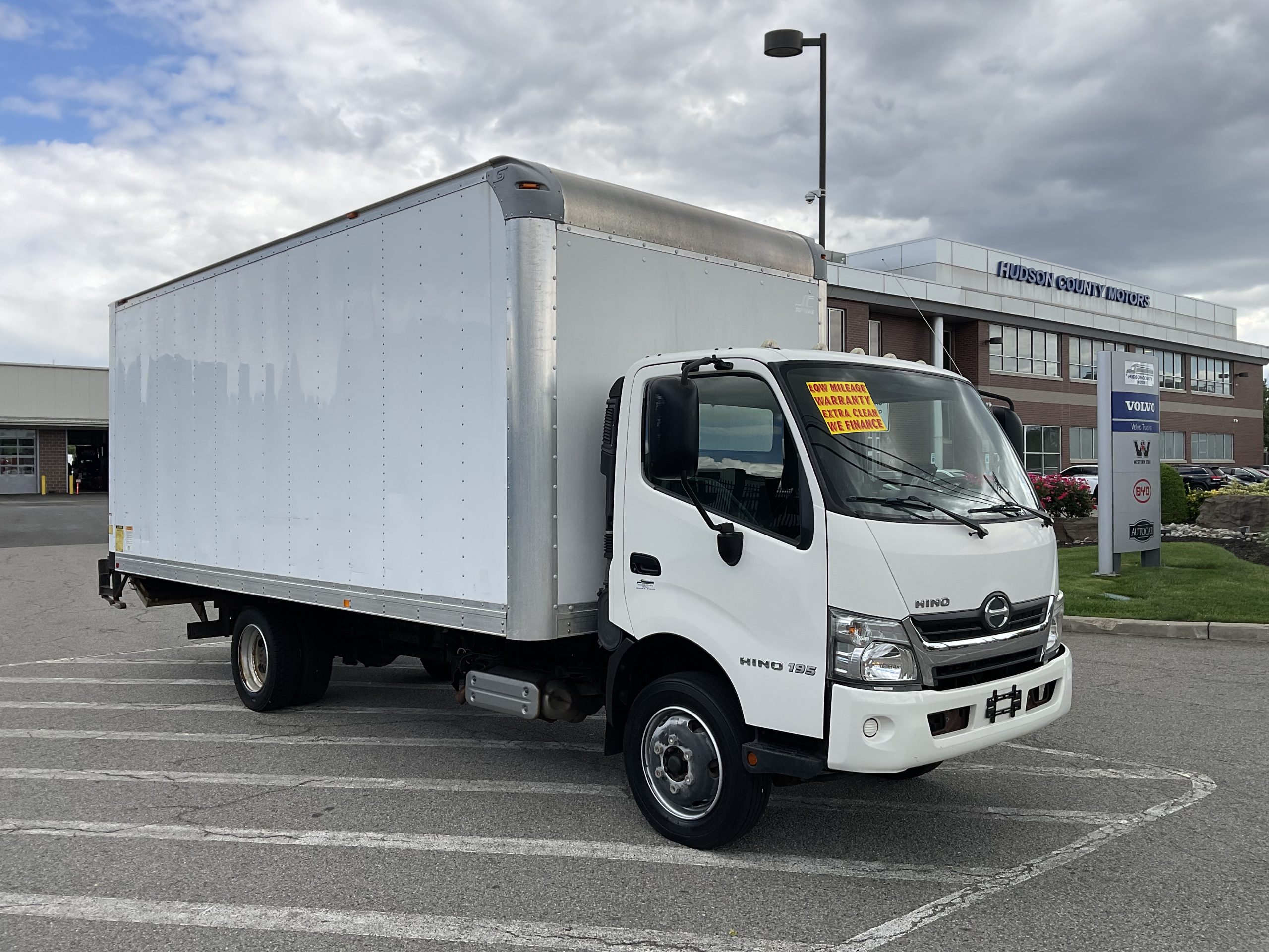 2015 HINO 195 - Hudson County Motors is a heavy truck dealership