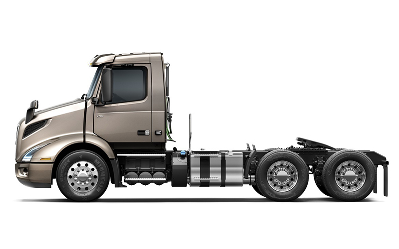 Volvo Trucks VNR 660 Volvo Trucks VNR 660 - image 4 of 4