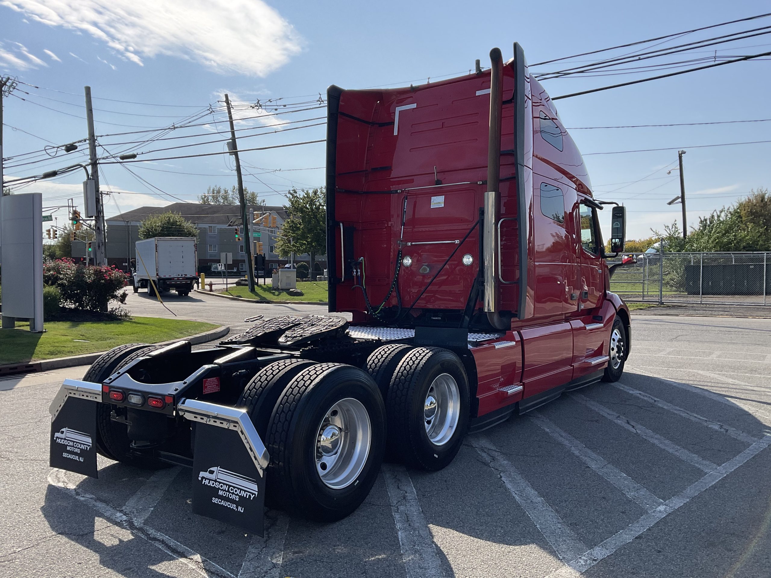 2023 VOLVO VNL64T760 2023 VOLVO VNL64T760 - image 6 of 6